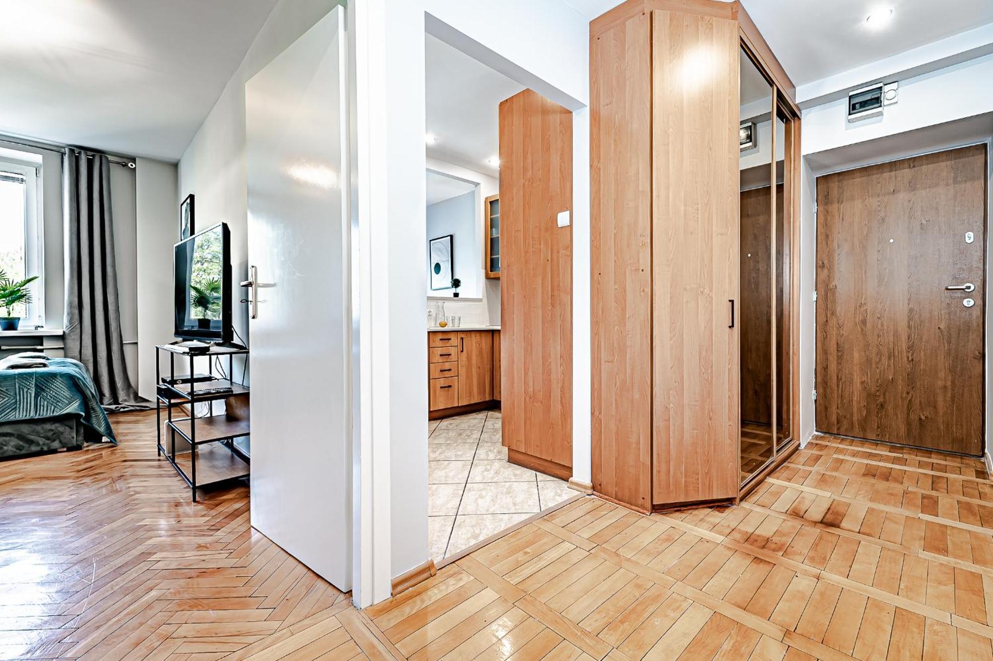 Warsaw Inside Wola & Business Apartment Екстериор снимка